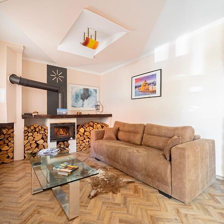 فيلا B48 Bigflat - Kenyelem 130 M2 En Törökbálint المظهر الخارجي الصورة
