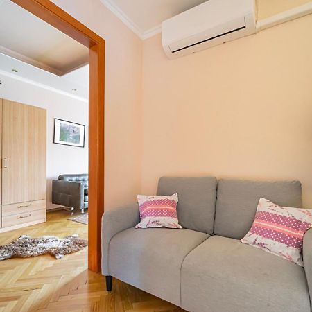 فيلا B48 Bigflat - Kenyelem 130 M2 En Törökbálint المظهر الخارجي الصورة