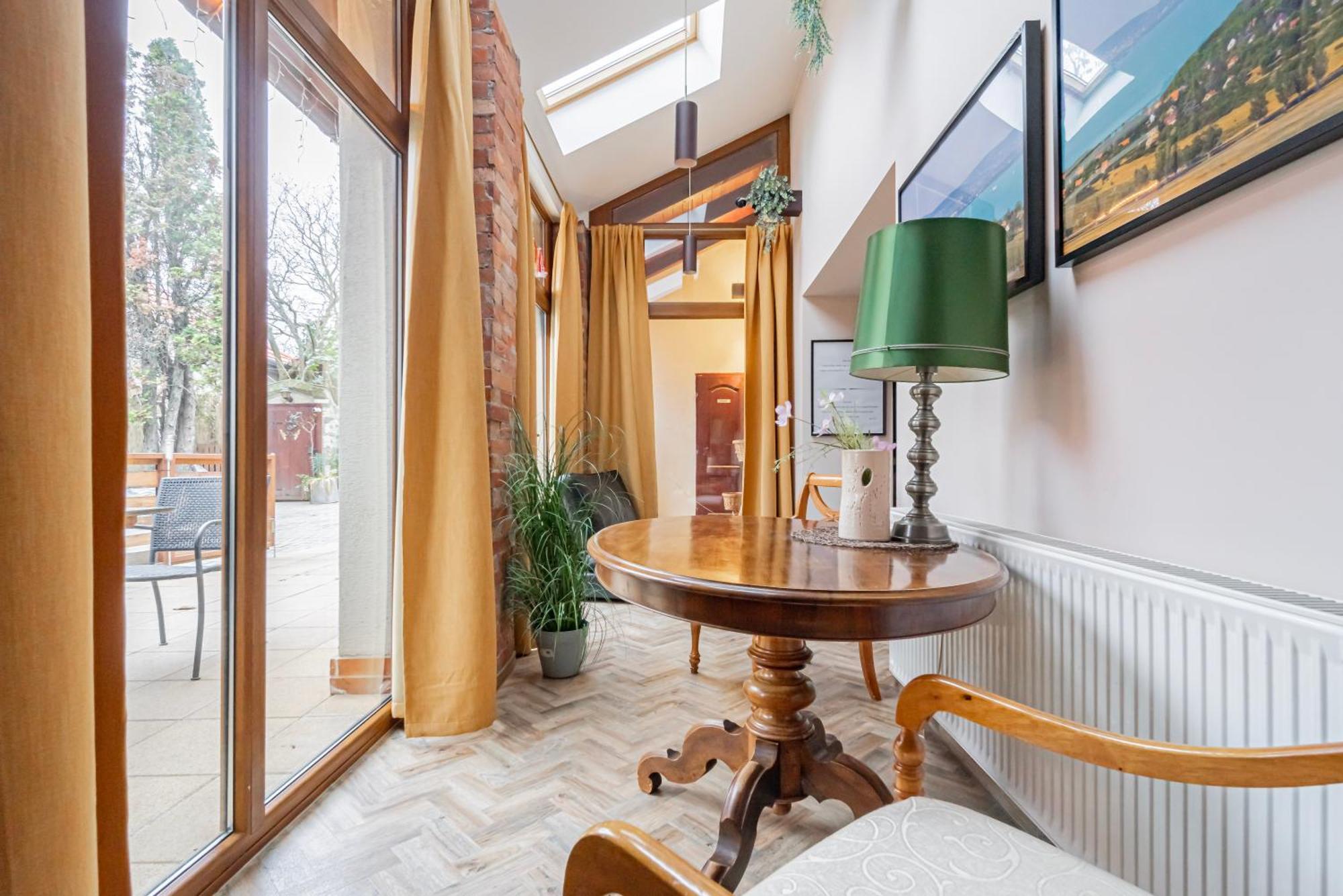 فيلا B48 Bigflat - Kenyelem 130 M2 En Törökbálint المظهر الخارجي الصورة